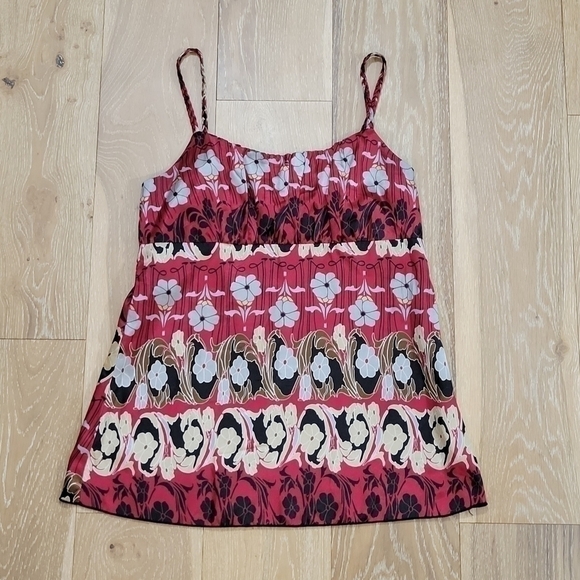 A. Byer Women's black/red/brown/grey floral satin top size Medium - Picture 2 of 7